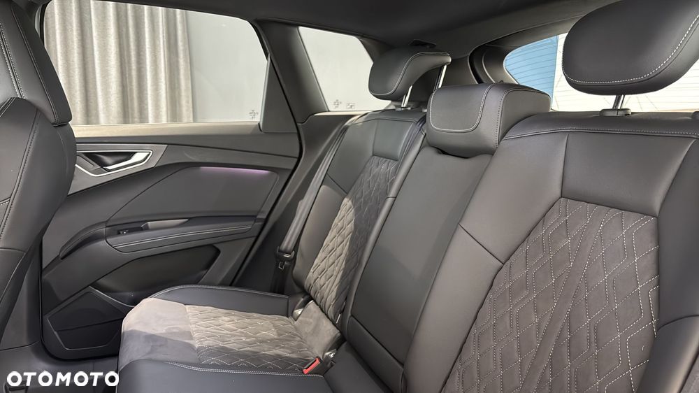 Audi Q4 e-tron - 17