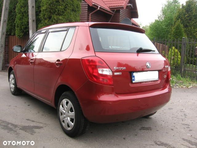 Skoda Fabia 1.4 16V Ambition Plus - 8