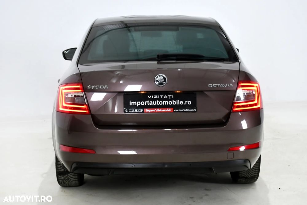 Skoda Octavia - 14