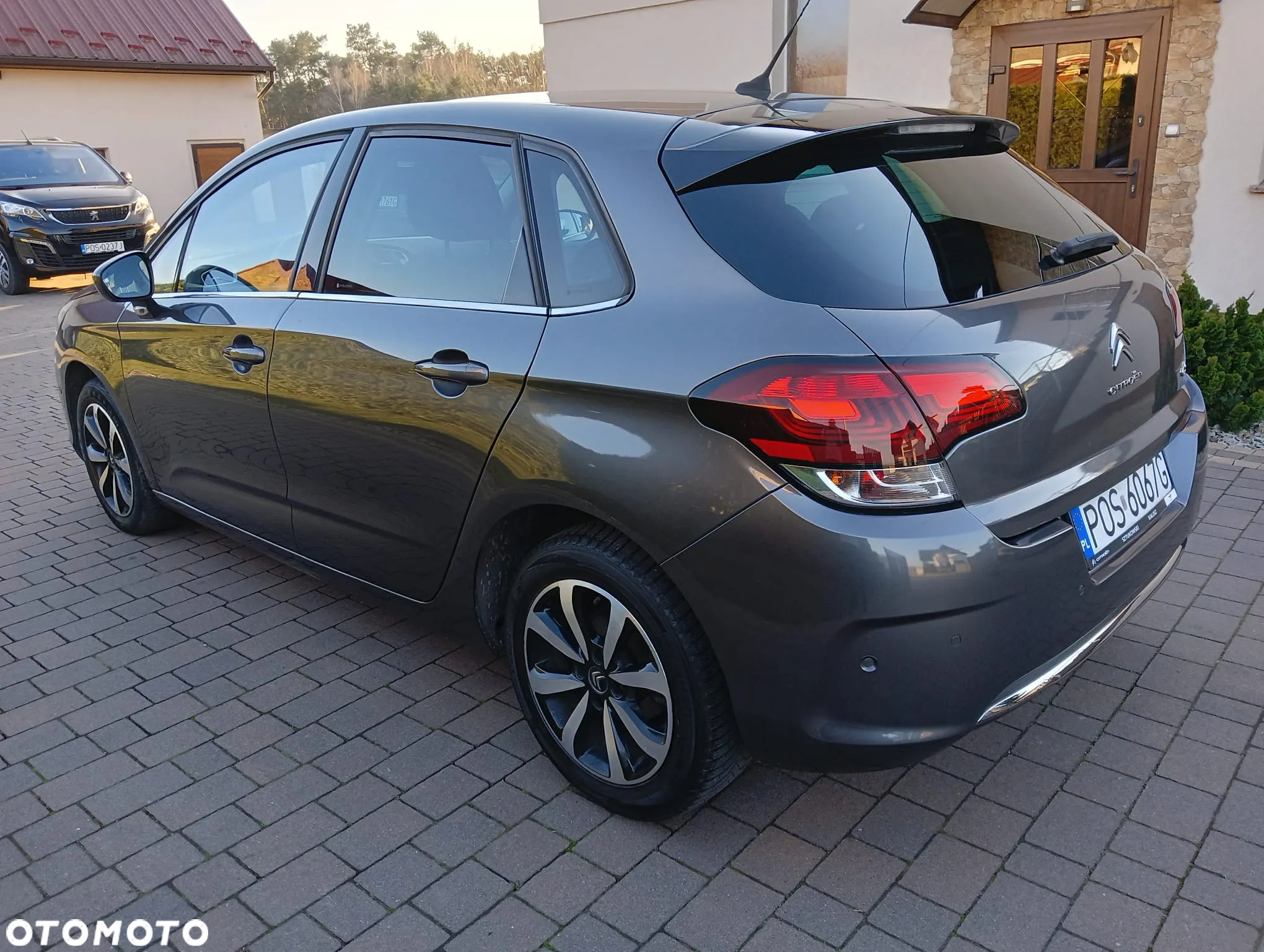 Citroën C4 1.2 PureTech Feel Edition - 3