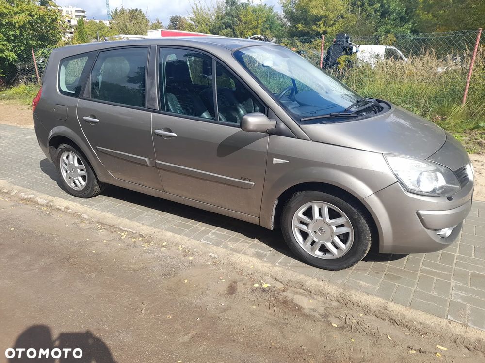 Renault Scenic 2.0 16V Emotion Plus - 4