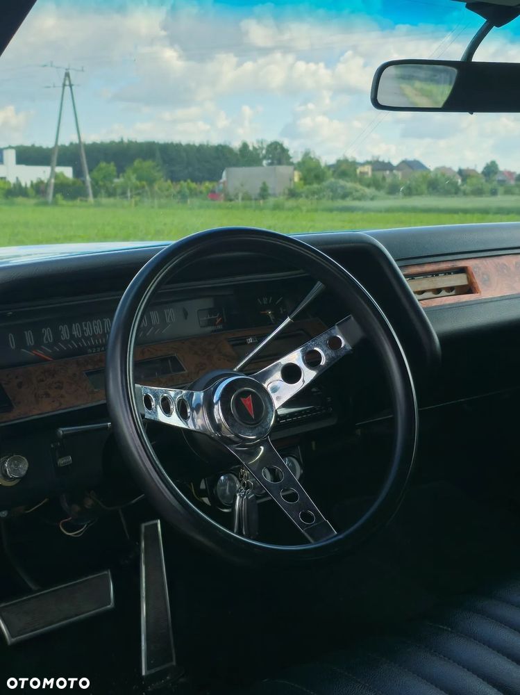 Pontiac Bonneville - 7