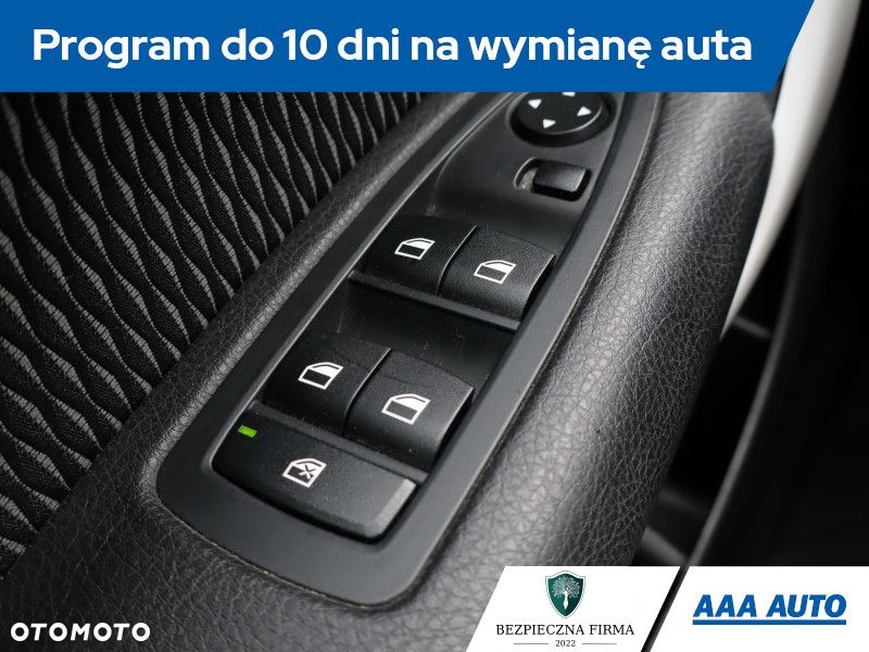 BMW Seria 1 - 19