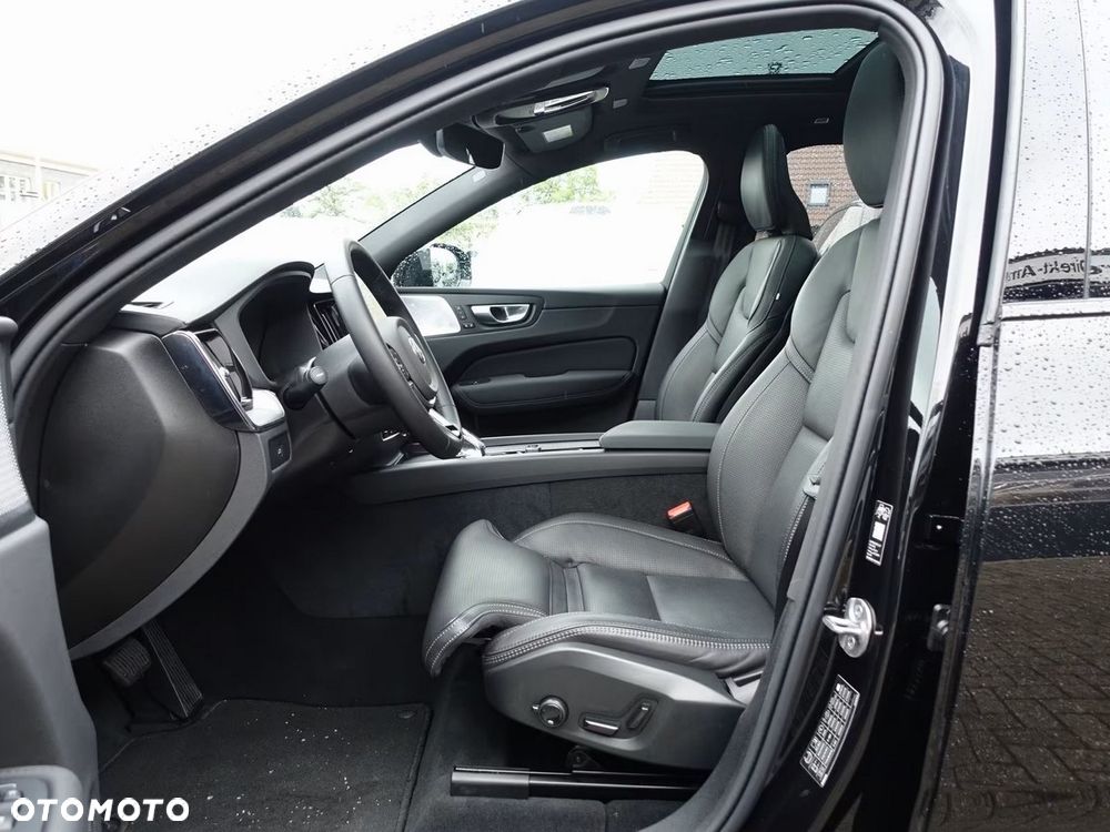 Volvo XC 60 B5 B AWD Ultra Black Edition - 9