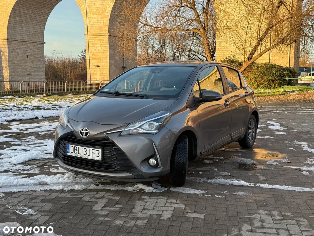 Toyota Yaris 1.5 Premium - 2