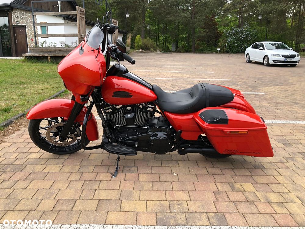 Harley-Davidson Touring Street Glide - 4