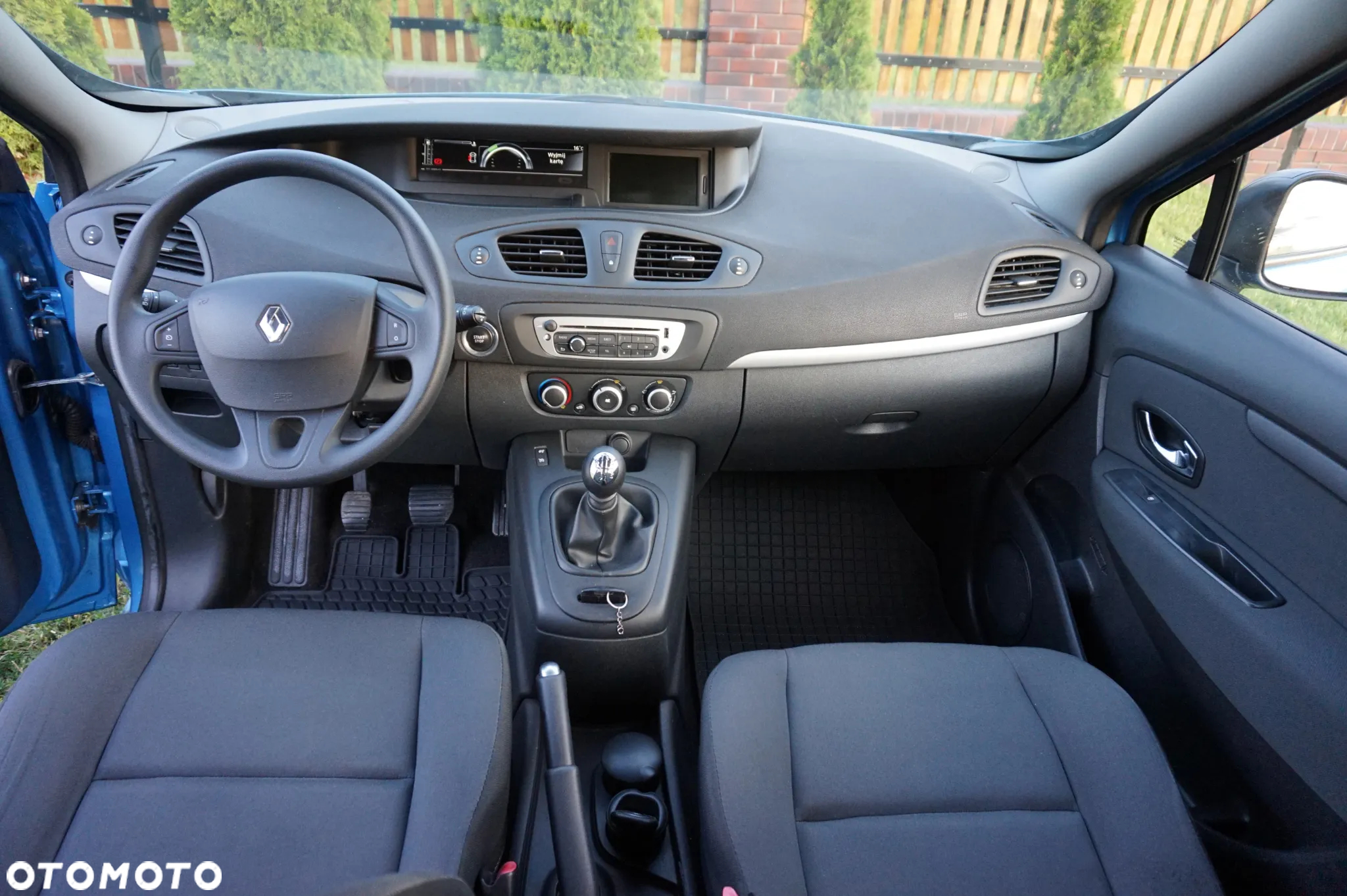 Renault Scenic 1.6 16V 110 TomTom Edition - 29