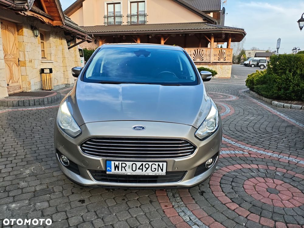 Ford S-Max - 8