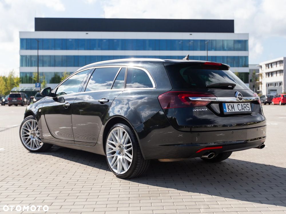 Opel Insignia 2.0 ECOTEC DI Turbo 4x4 Innovation - 17