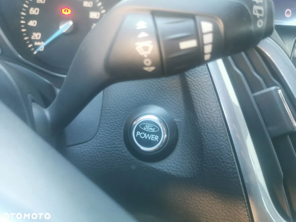 Ford Focus 1.6 EcoBoost Titanium - 21