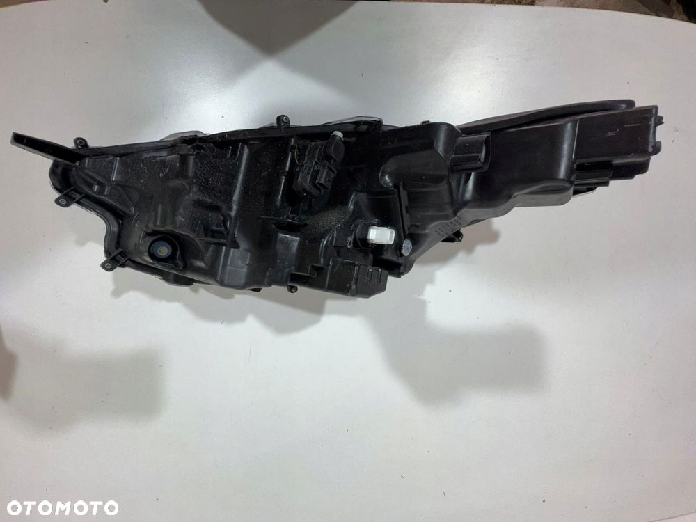 TOYOTA YARIS IV 4 LAMPA LAMPA PRZÓD PRZEDNIA FULL LED PRAWA EUROPA ORYGIN - 2