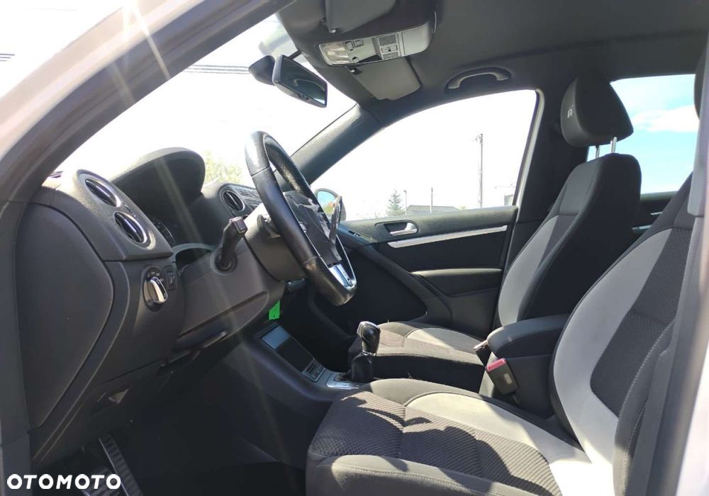 Volkswagen Tiguan - 9