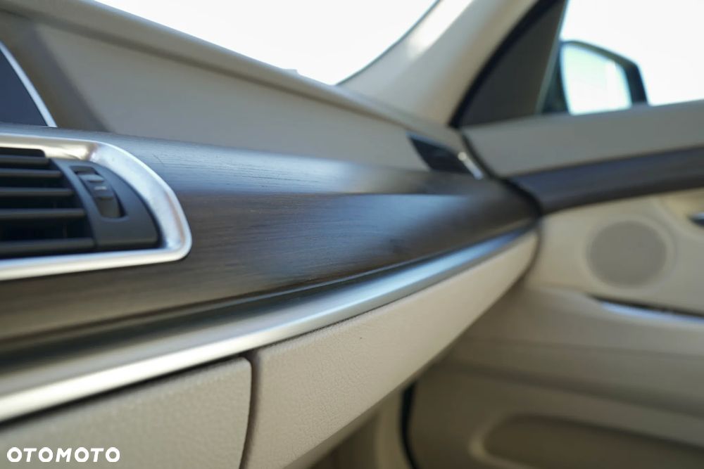 BMW 5GT 535d xDrive - 27