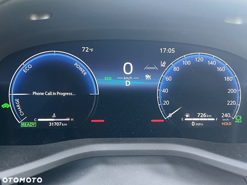 Toyota Camry - 12