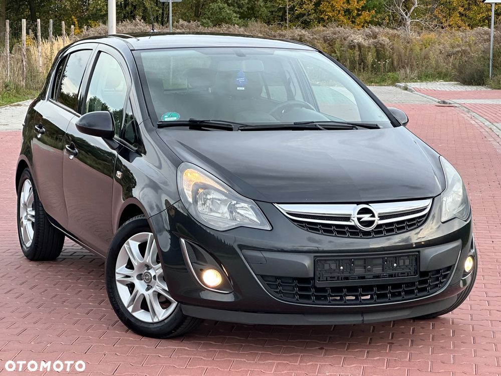 Opel Corsa 1.4 16V Cosmo - 13