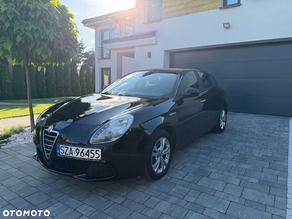 Alfa Romeo Giulietta - 1
