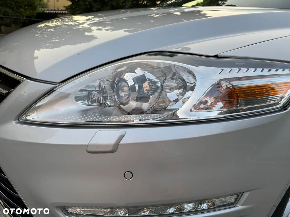 Ford Mondeo 2.0 TDCi Titanium - 4