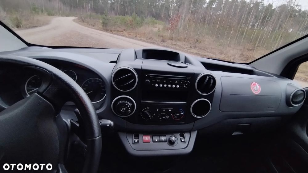 Peugeot Partner - 27