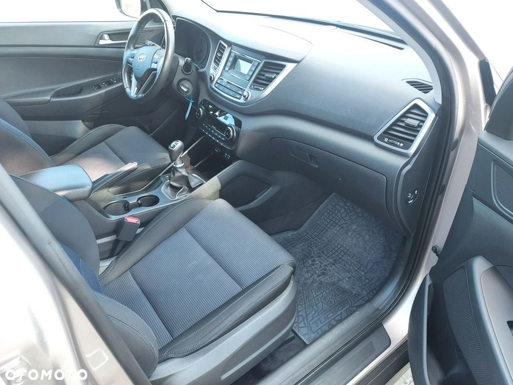 Hyundai Tucson - 16