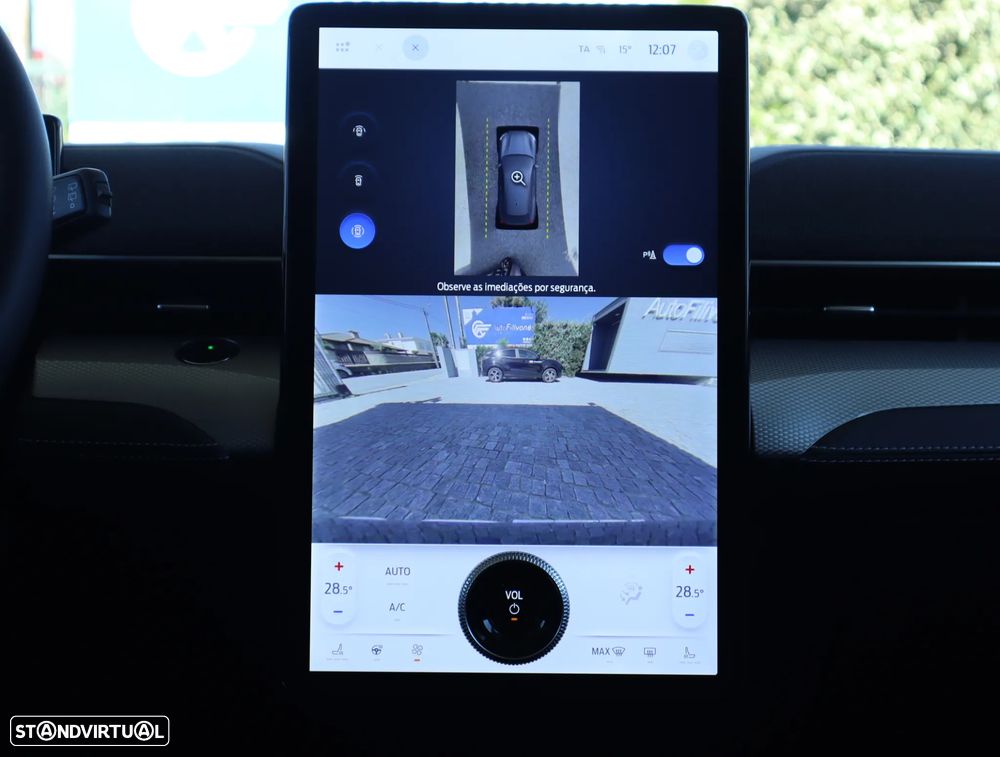 Ford Mustang Mach-E Standard - 52