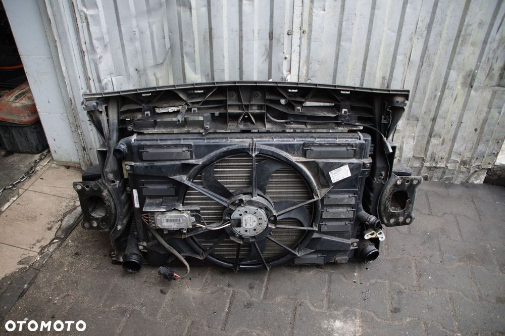 PAS PRZEDNI CHŁODNICE VOLKSWAGEN CADDY III 1.6 TDI FV23 - 6