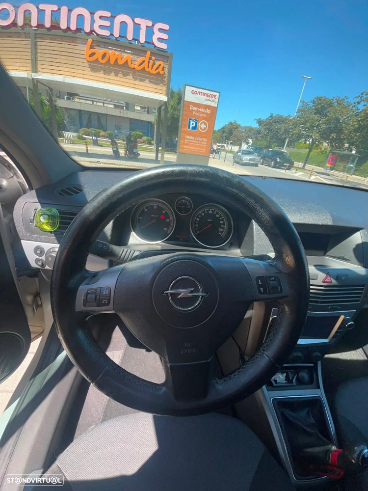 Opel Astra GTC 1.7 CDTI - 8