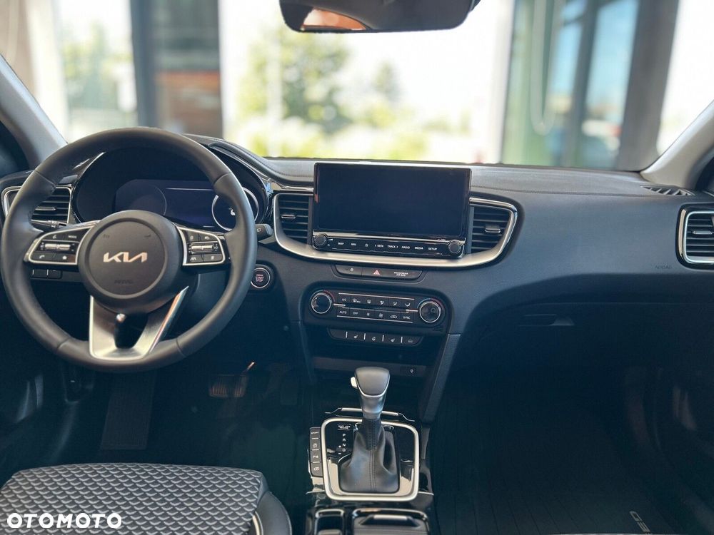 Kia XCeed - 27