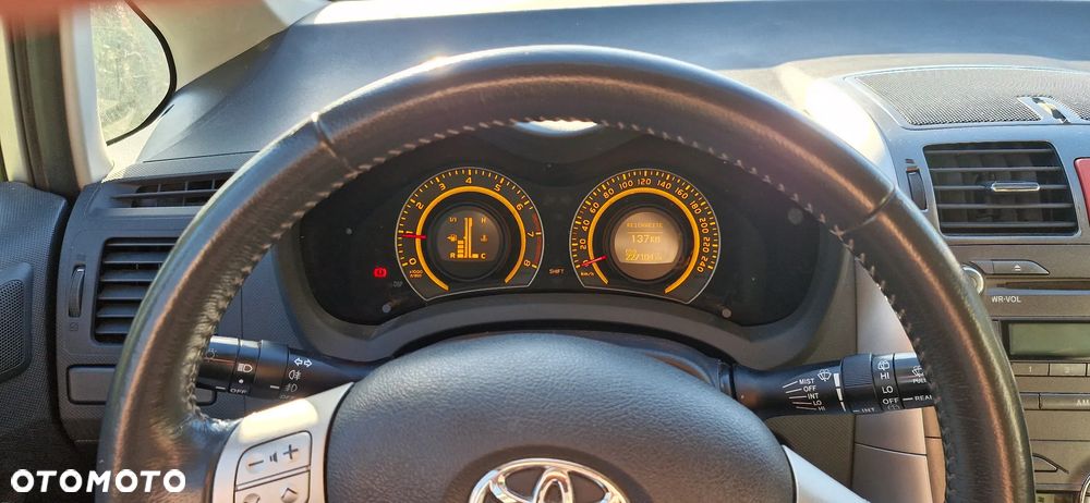 Toyota Auris 1.4 VVT-i Luna - 22