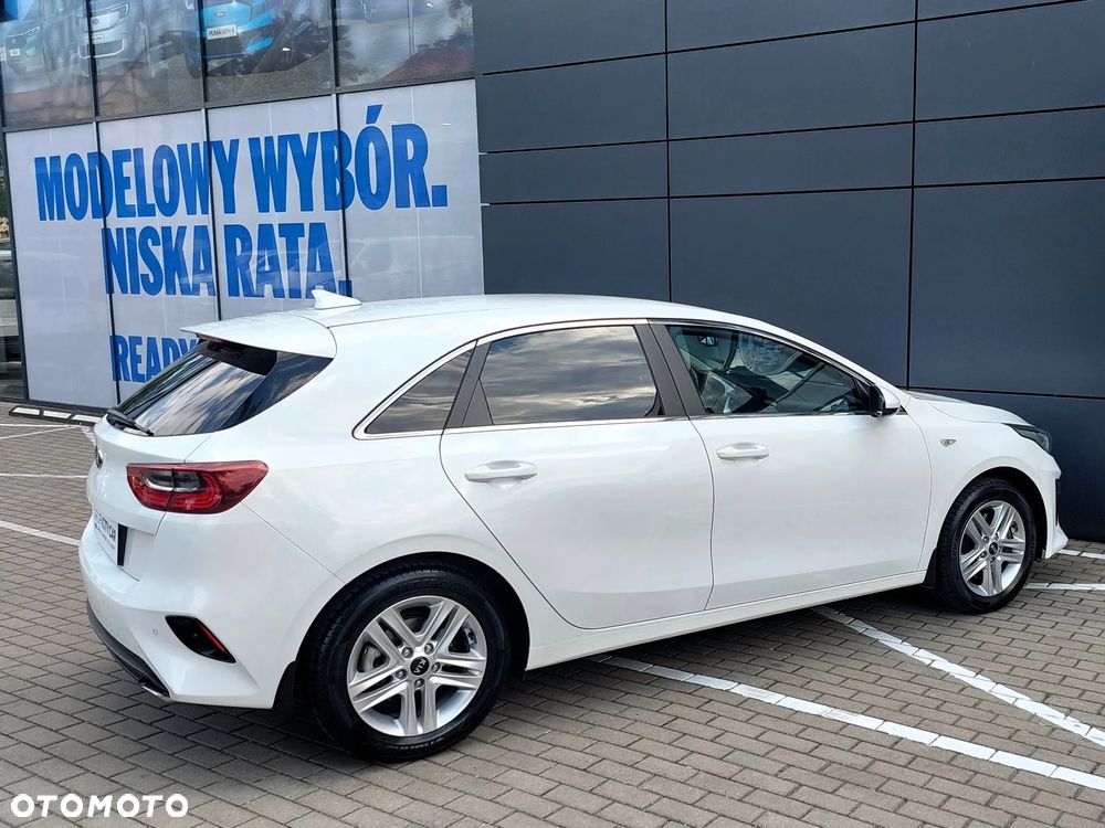 Kia Ceed 1.5 T-GDI M - 33