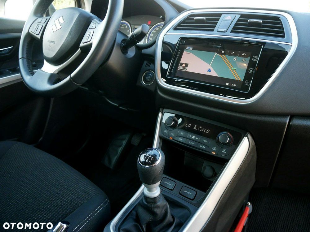 Suzuki SX4 S-Cross 1.4 Boosterjet Hybrid Comfort - 26