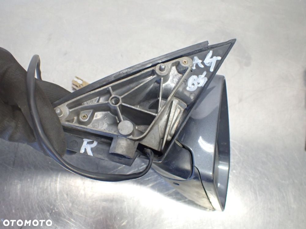 LUSTERKO PRAWE ELEKTRYCZNE AUDI A4 B6 1.9 - 6