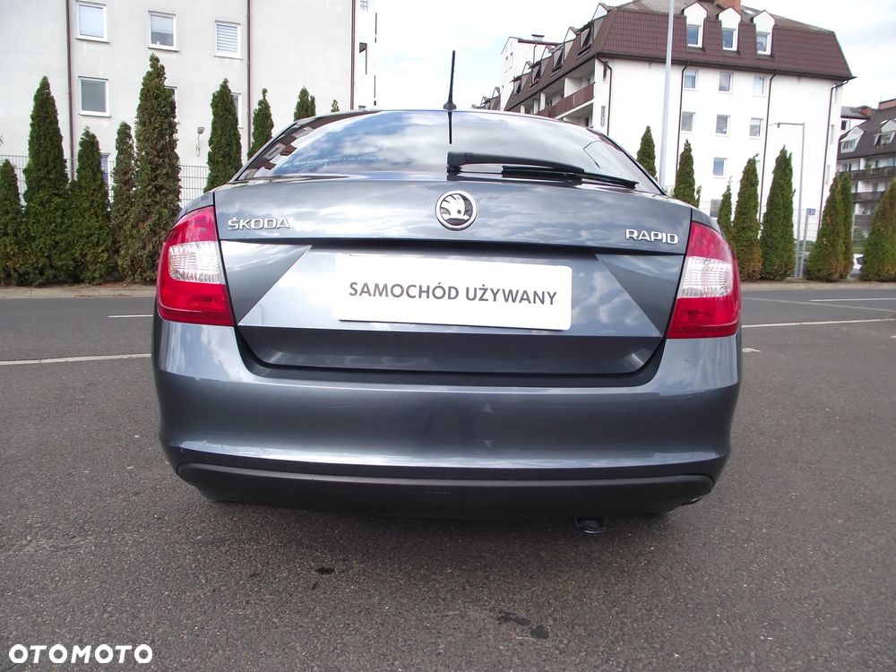 Skoda RAPID 1.2 TSI Ambition - 9