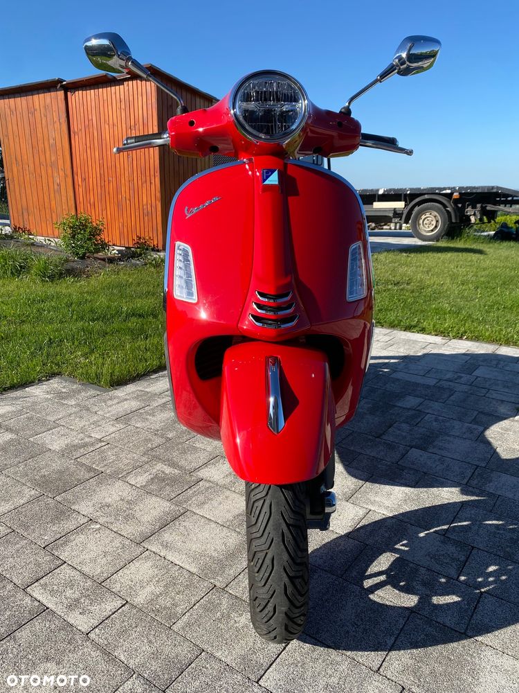 Vespa GTS - 2
