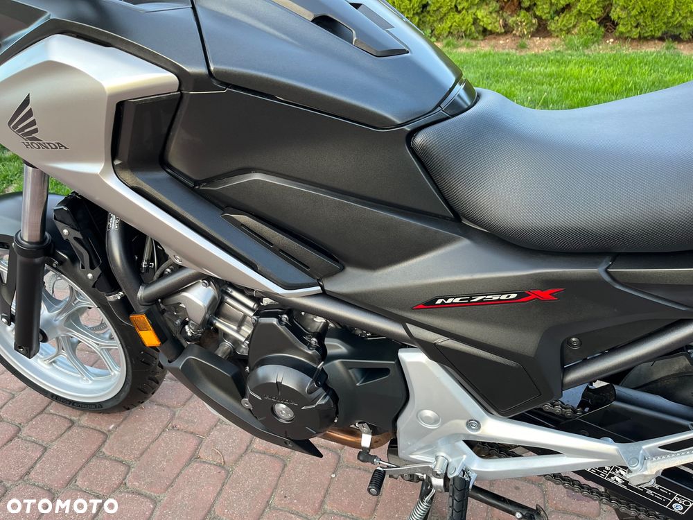 Honda NC - 24