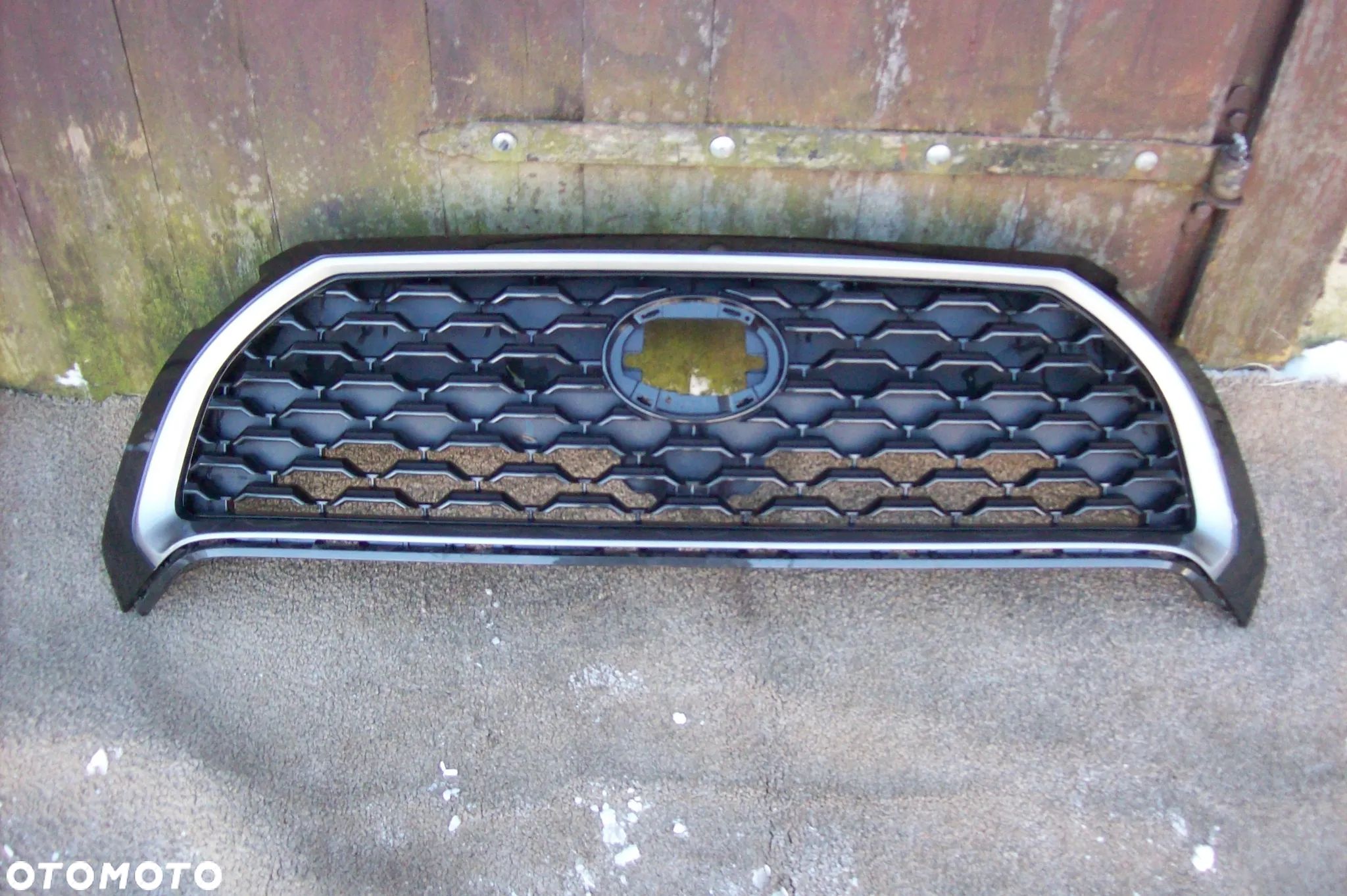 GRILL TOYOTA COROLLA CROSS - 1