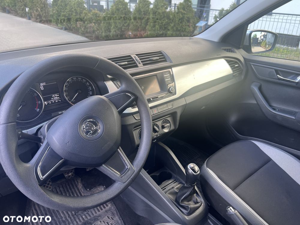 Skoda Fabia - 14