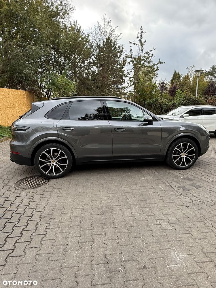 Porsche Cayenne - 15