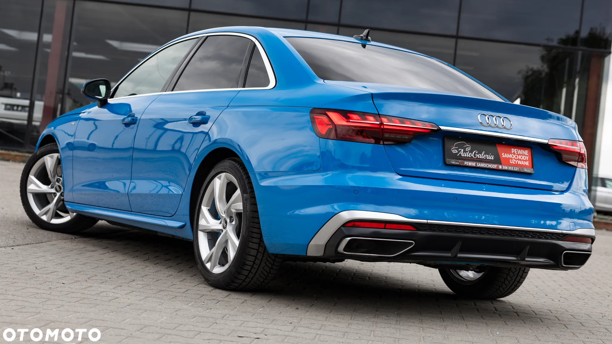 Audi A4 Avant 40 TFSI quattro S tronic S line - 10