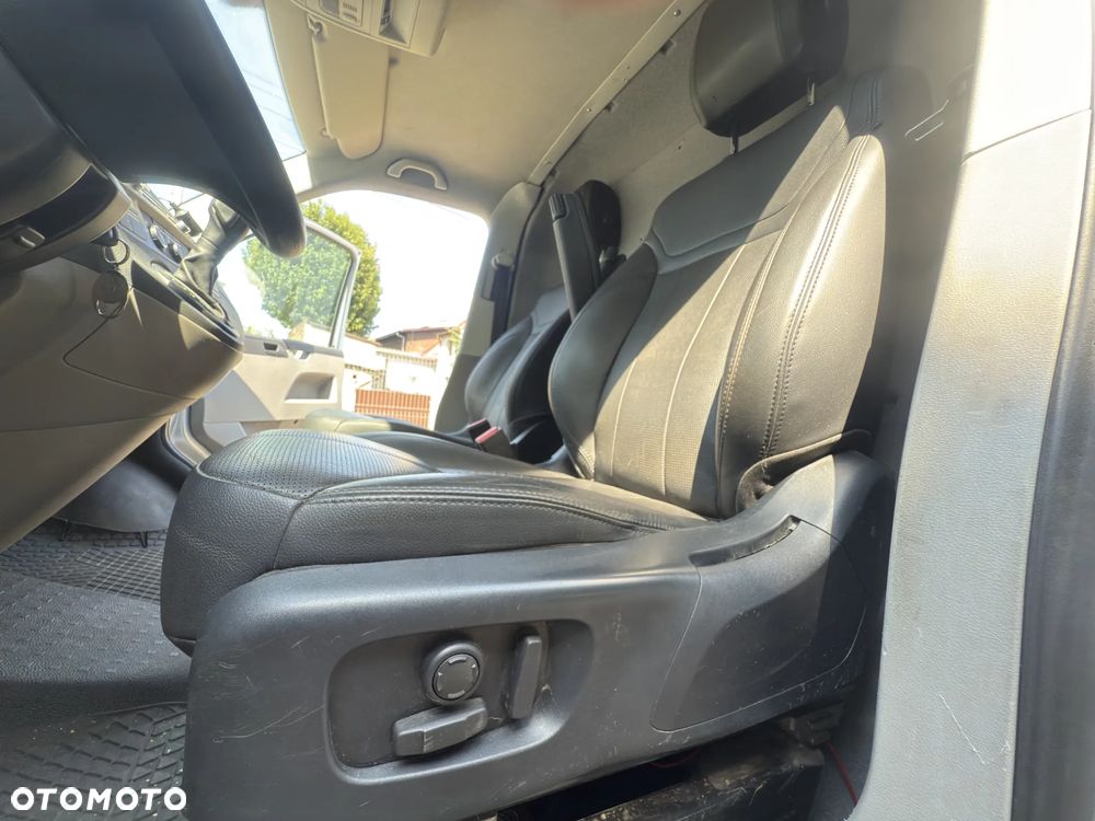 Volkswagen Transporter - 17