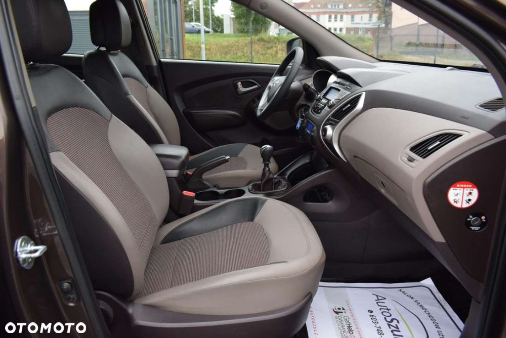 Hyundai ix35 - 23