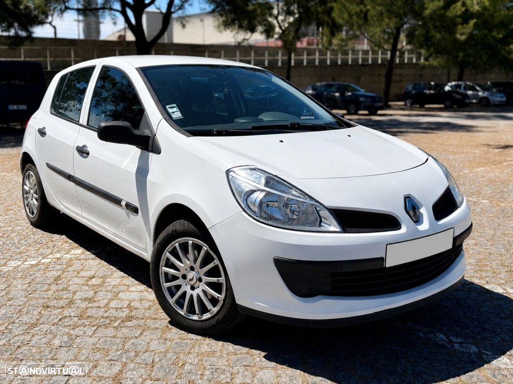 Renault Clio 1.5 dCi Confort - 2