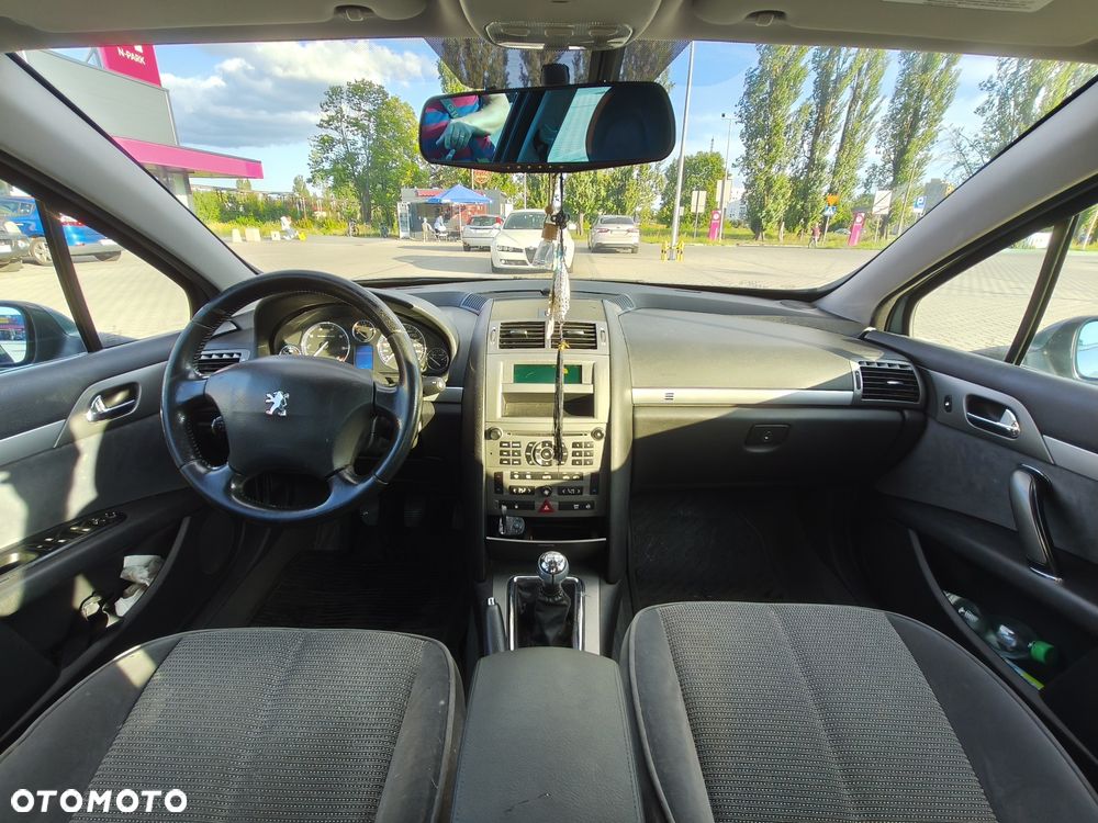 Peugeot 407 - 8