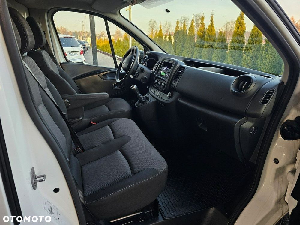 Renault Trafic - 17