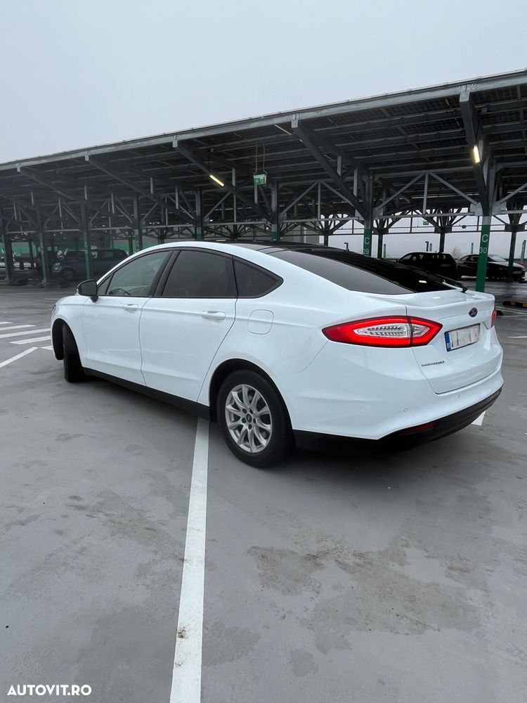Ford Mondeo 2.0 TDCi Powershift - 4