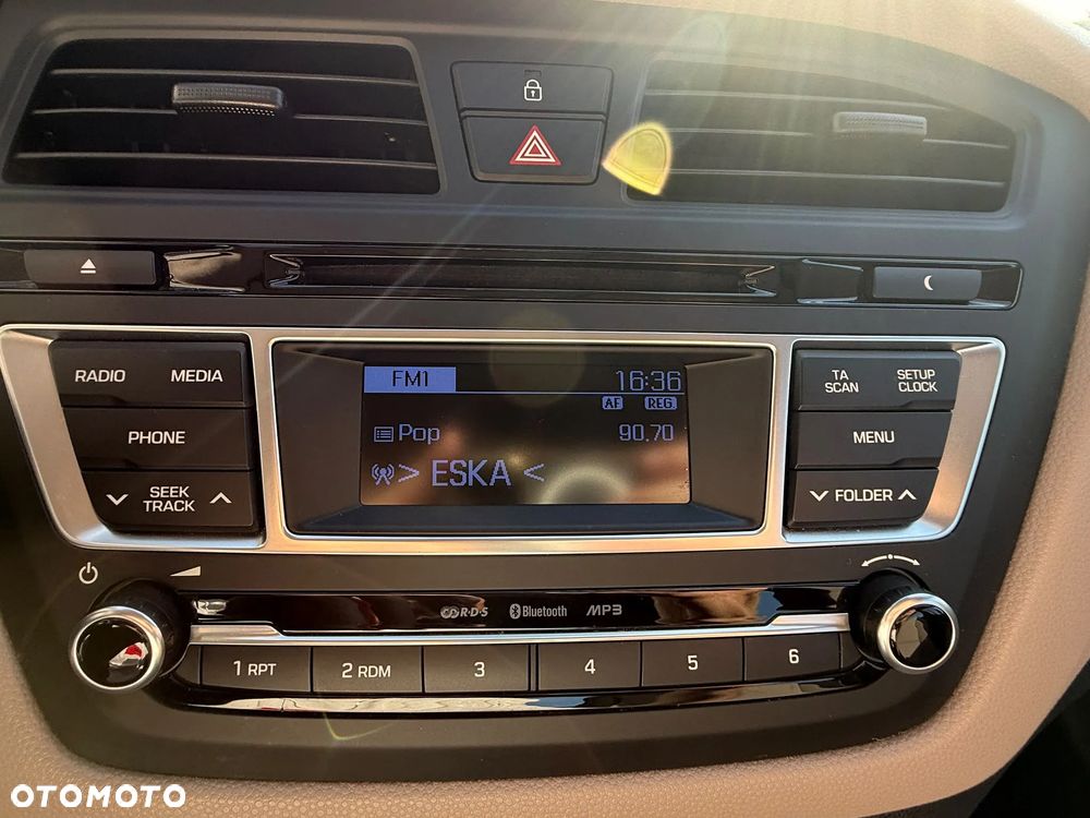 Hyundai i20 - 17
