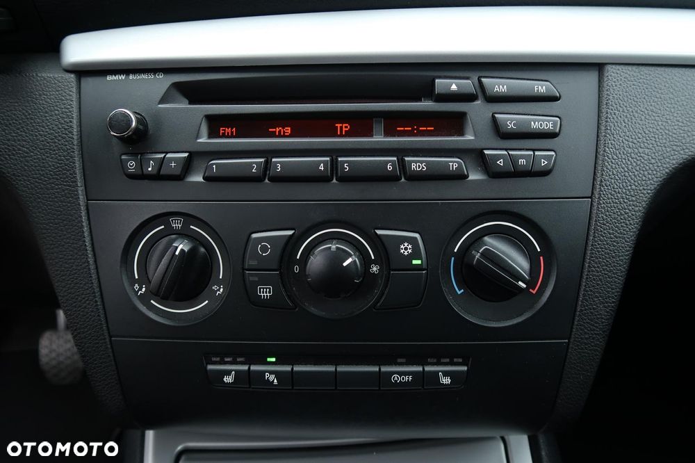 BMW Seria 1 - 27