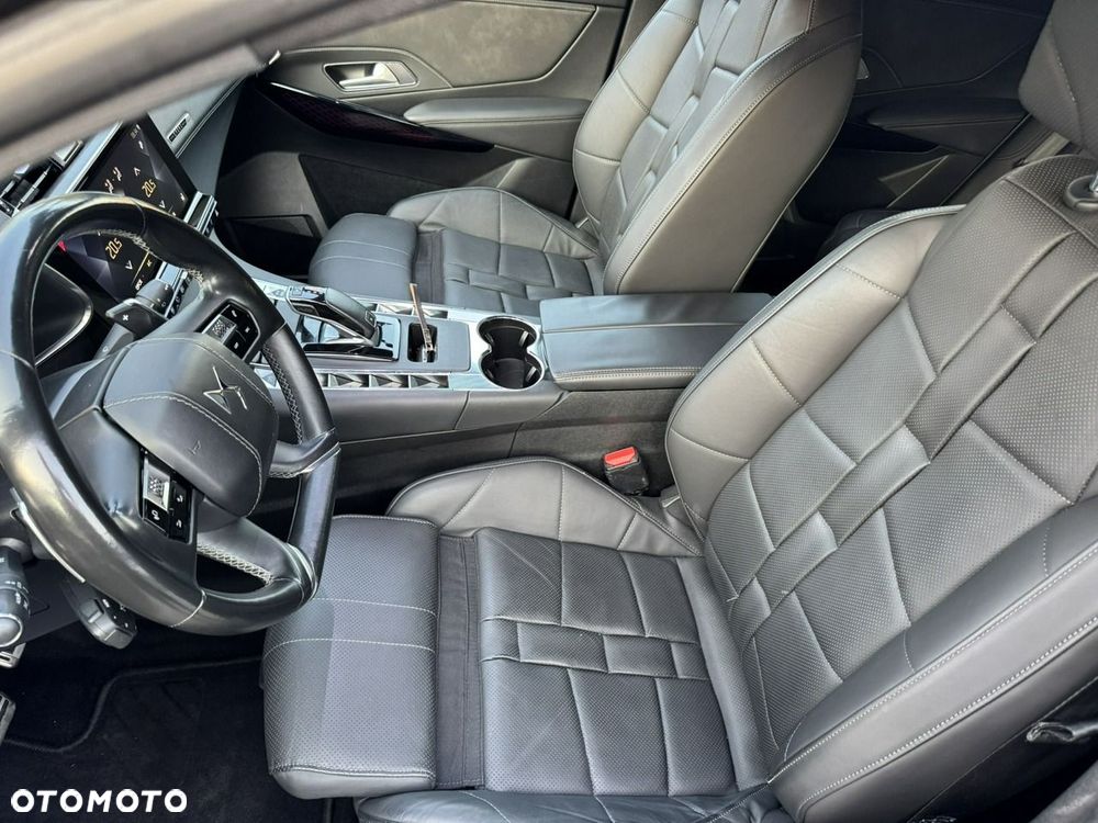 DS Automobiles DS 7 Crossback - 12
