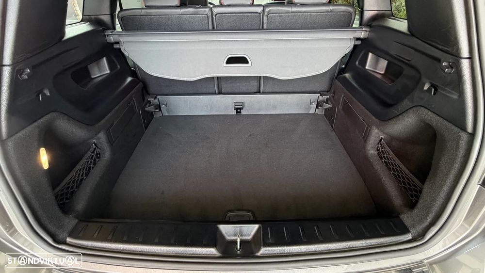 Mercedes-Benz GLB 180 d AMG Line - 24