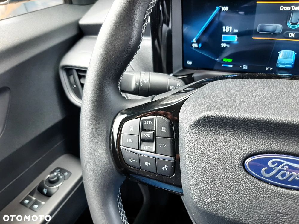 Ford Courier - 25