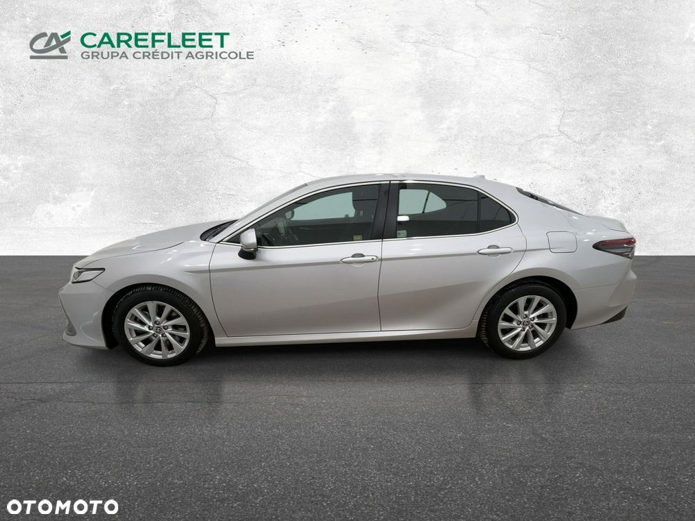 Toyota Camry - 8